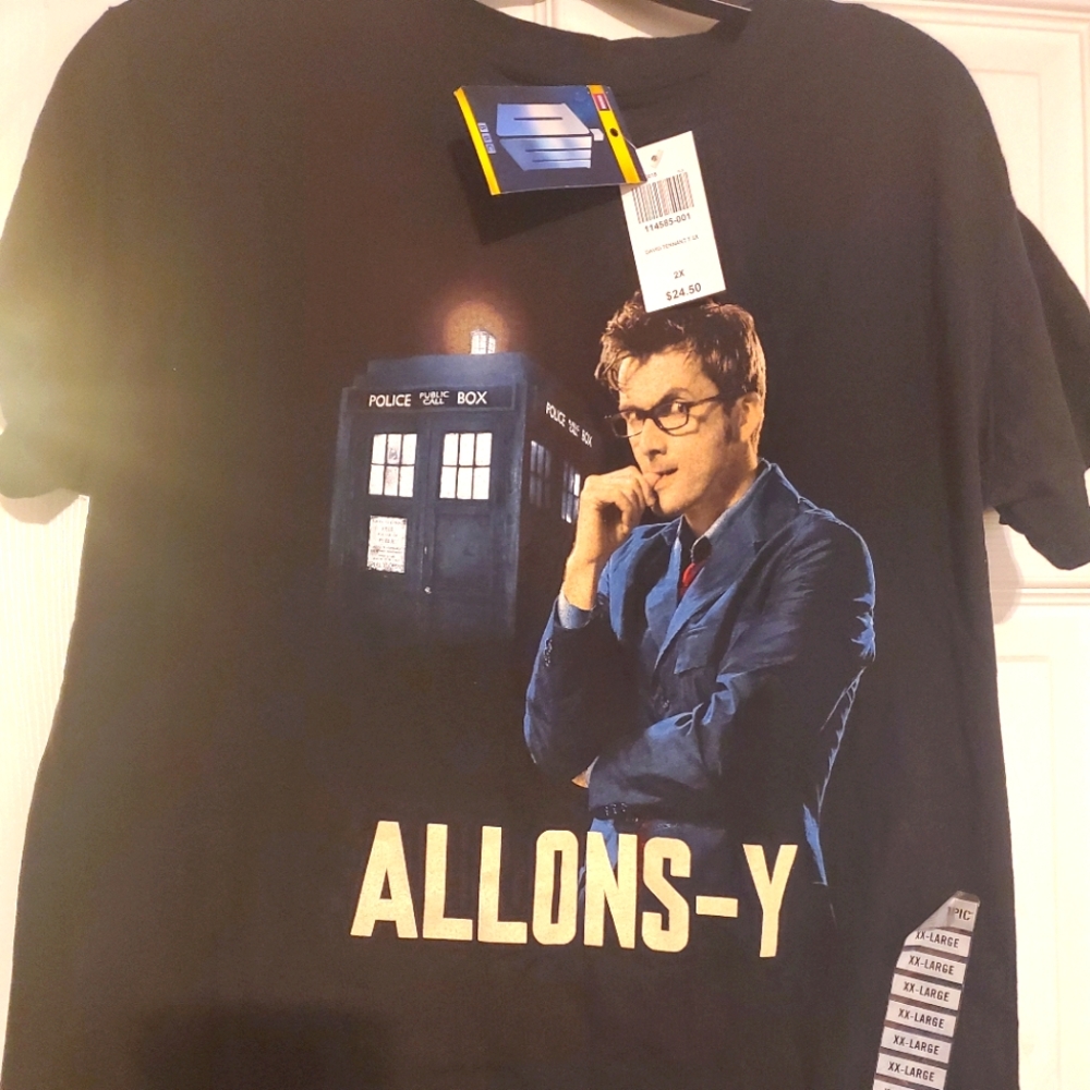 Hot Topic Her Universe Doctor Who Tenth Doctor Allons-y Tardis Shirt